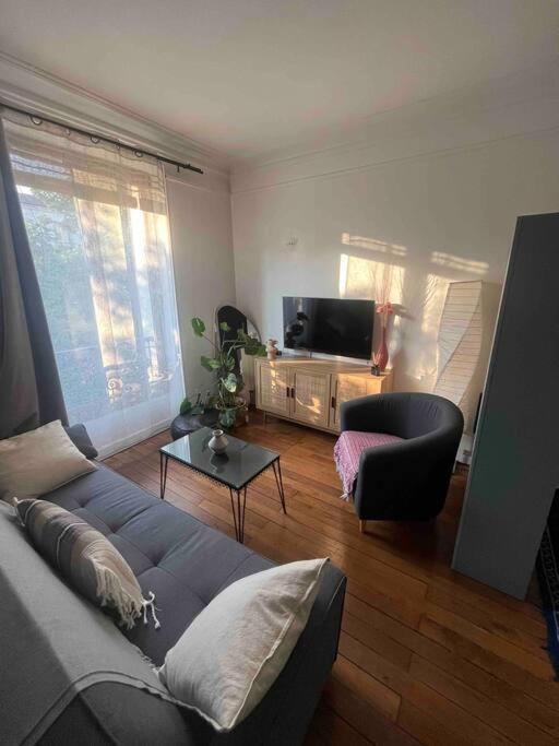 Charmant Appartement Proche Paris サン・トゥアン エクステリア 写真