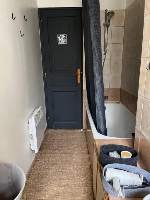 Charmant Appartement Proche Paris サン・トゥアン エクステリア 写真